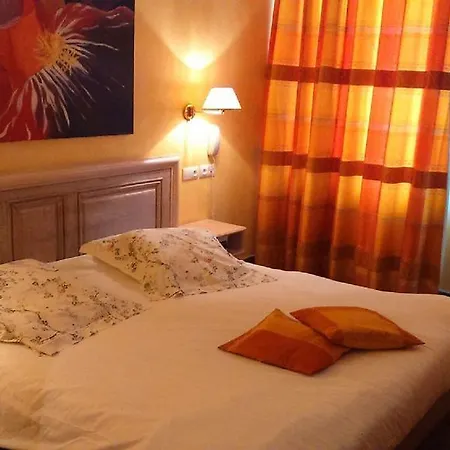 Logis Hotel-restaurant Du Herrenstein Отель Neuwiller-les-Saverne