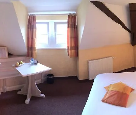 Logis Hotel-restaurant Du Herrenstein Отель
