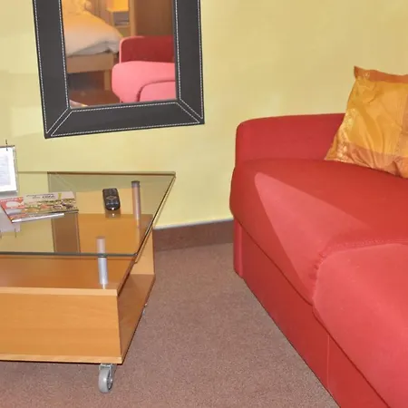 Logis Hotel-restaurant Du Herrenstein 2*